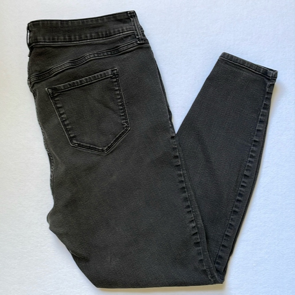 Old Navy Super Skinny Jeans